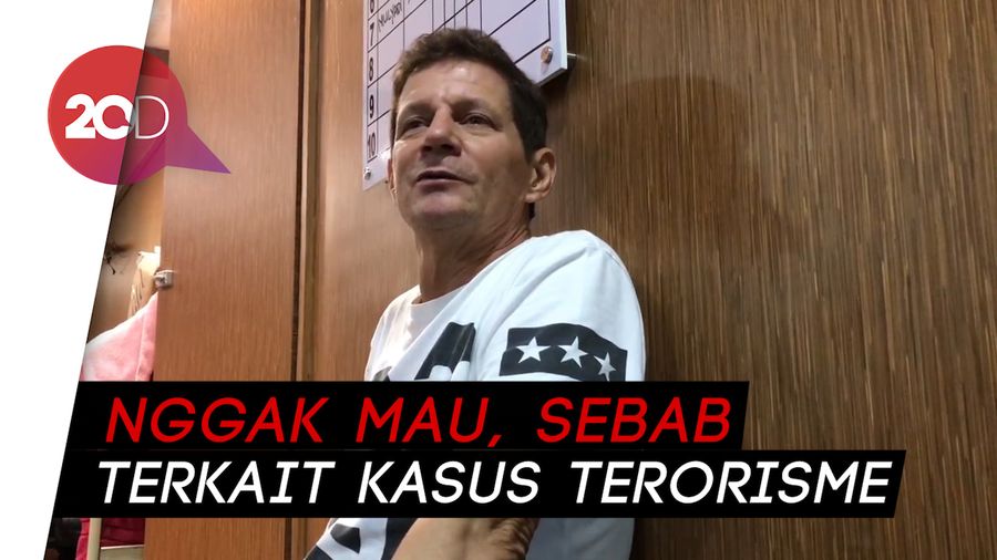 Jerry D Gray Tolak bantuan Hukum Pengacara Baasyir
