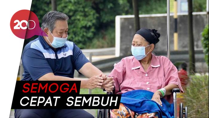Kembali Masuk ICU, Penjelasan AHY soal Kondisi Ibunda
