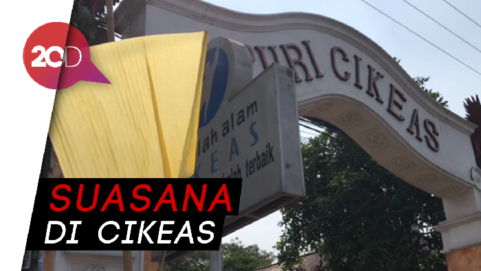 Bendera Kuning Warnai Rumah Duka Ani Yudhoyono di Cikeas