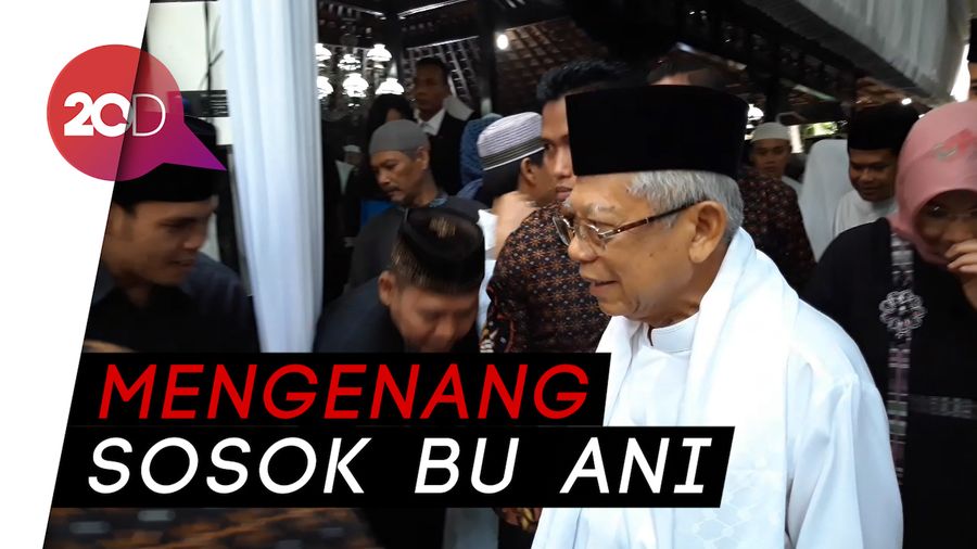 Ani Yudhoyono di Mata Maruf: Santun dan Komunikatif