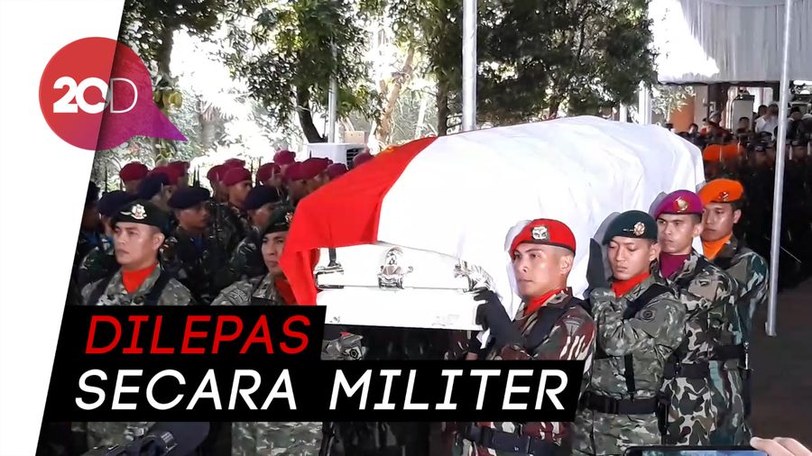 Detik-detik Pemberangkatan Jenazah Ibu Ani ke TMP Kalibata