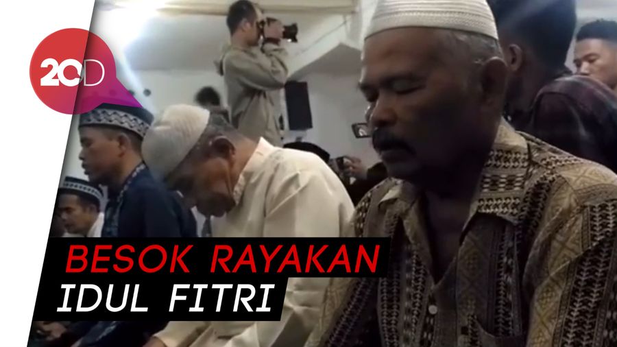 Jamaah Naqsabandiyah Sudah Takbiran Malam Ini