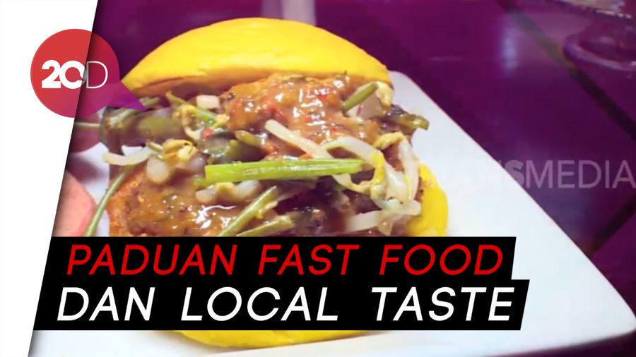 Anti Mainstream! Burger Isi Pecel untuk Buka Puasa