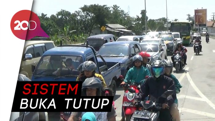 Exit Tol Probolinggo Timur Macet, Contra Flow DIberlakukan