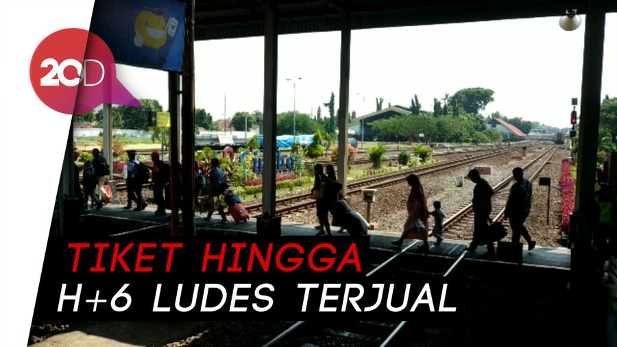 Hawa Arus Balik Lebaran di Stasiun Cirebon Sudah Terasa