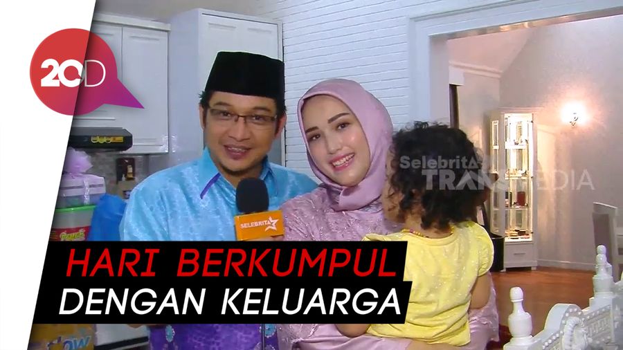 Makna Idul Fitri Bagi Pasha Ungu dan Adelia