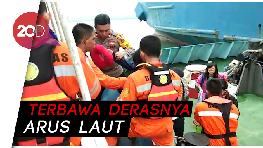 Kapal Kandas, Ratusan Penumpang Dievakuasi