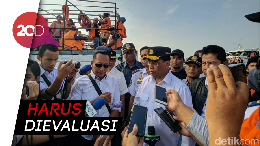 Tinjau Pelabuhan Kali Adem, Menhub Sebut Sistem Tiket Belum Maksimal 