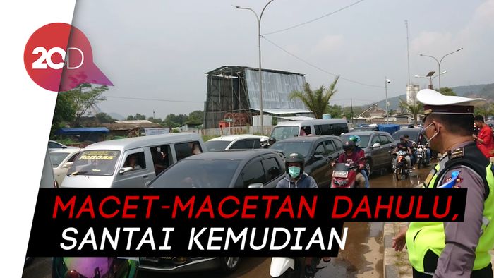 Libur Lebaran, Anyer Macet 6 Km