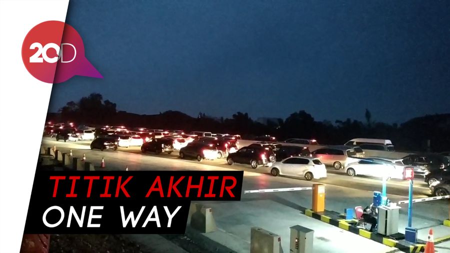 Malam ini, Gerbang Tol Cikampek Utama Padat Lagi