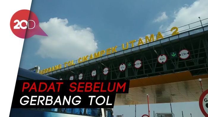 Siang ini, Gerbang Tol Cikampek Utama Ramai Lancar
