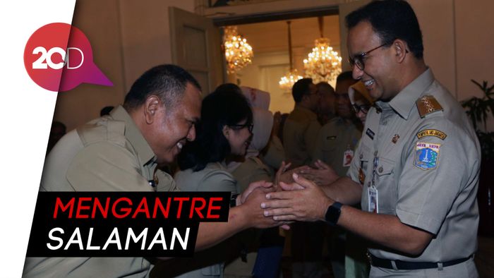 Anies Undang PNS dan PPSU Halalbihalal di Balai Kota