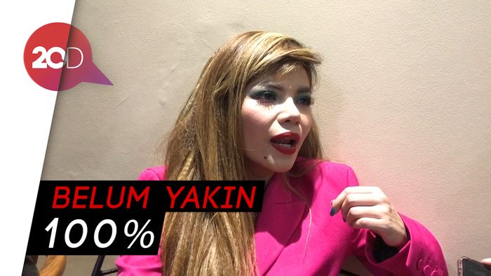 Alasan Dinar Candy Lepas Hijab Pasca Ramadan