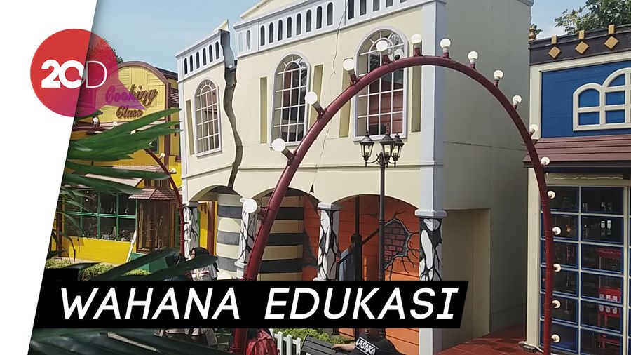 Menjajal Guncangan Gempa Magnitudo 5-9 di Rumah Gempa  
