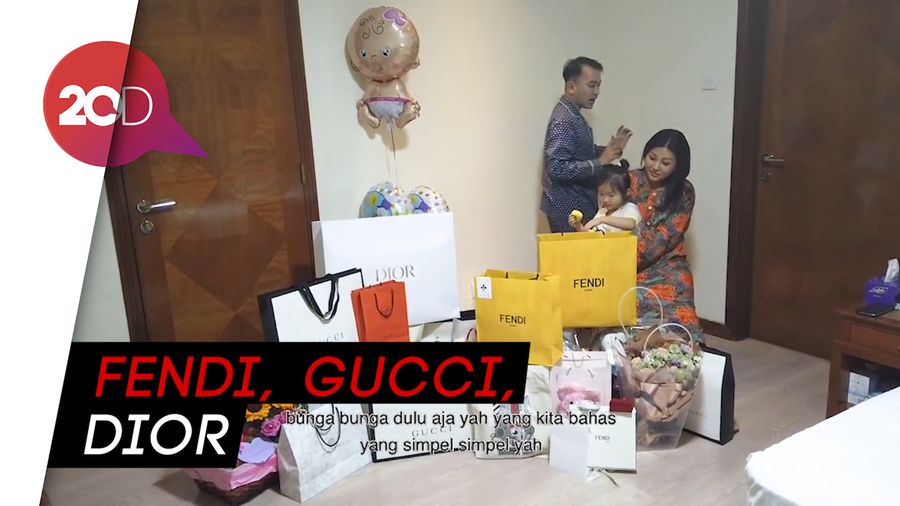 Kado untuk Thania Putri Onsu Barang Branded Semua