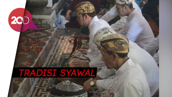 Melihat Tradisi Garebek Syawal di Keraton Kanoman Cirebon