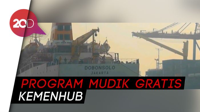 Ribuan Pemudik Kapal Laut tiba di Pelabuhan Tanjung Priok