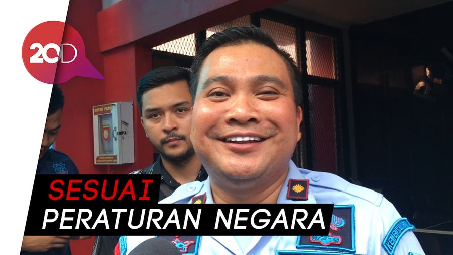 Sering Dibesuk Mulan, Ahmad Dhani Tak Punya Bilik Asmara