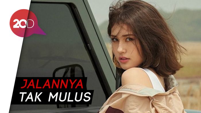 Si Cantik SOMI Berjuang di JYP, Debut di The Blacklabel