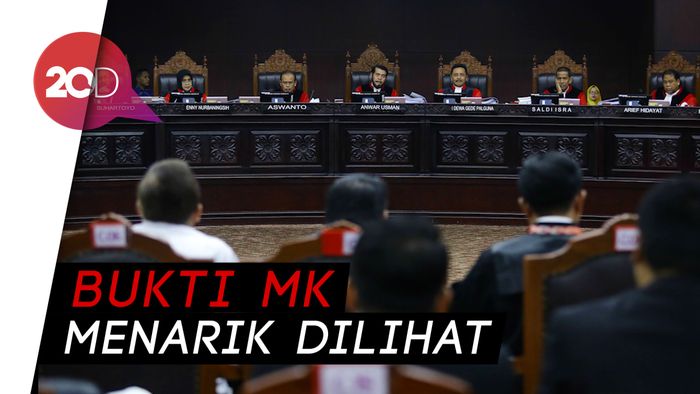  Hal-hal Menarik di Sidang Perdana  MK