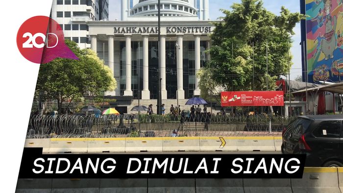 Lalin Depan MK Lancar Jelang Sidang Sengketa Pilpres
