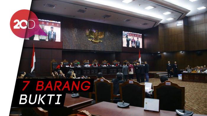 Ahli 01 Jelaskan Teori Pembuktian Universal ke Hakim MK
