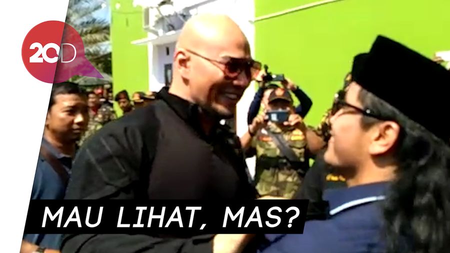 Ditanya Sudah Sunat Apa Belum, Ini Jawaban Kocak Deddy Corbuzier