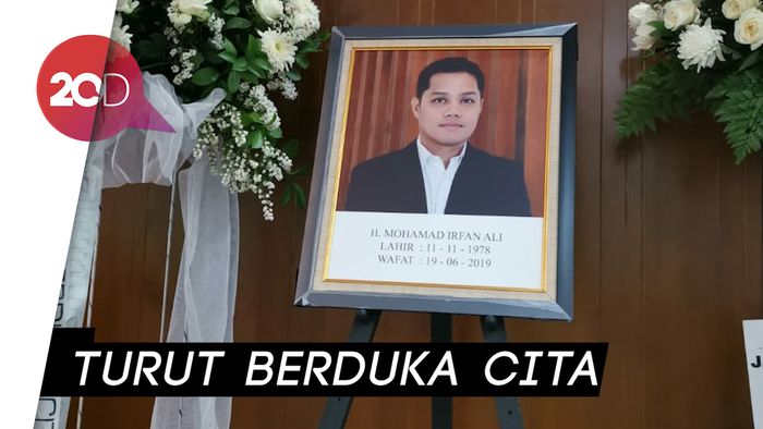 OSO Hingga Chairul Tanjung Melayat ke Rumah Ketua MA Hatta Ali
