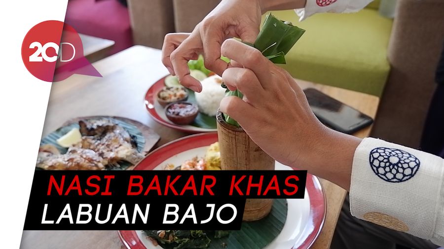 Menyantap Nasi Kolo Tibu Ditemani Panorama Lautan