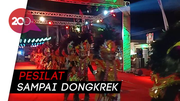 Meriahnya Charismatic Night Carnival Rayakan HUT ke-101 Madiun 
