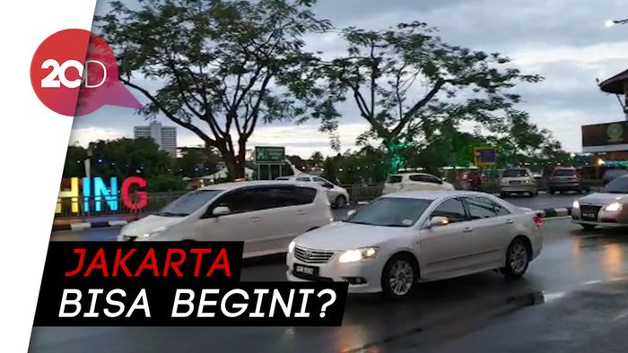 Coba Lihat, Begini Tertibnya Lalu Lintas di Negeri Tetangga