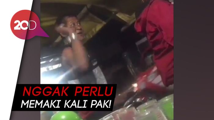 Oknum Polisi Pemaki Pedagang Nasi Bebek Dihukum Hormat ke Bendera