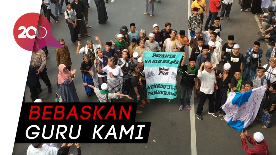 Ada Yel-yel Minta Habib Bahar Dibebaskan di Aksi Kawal MK