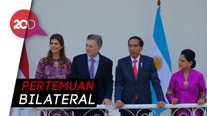 Jokowi Sambut Presiden Argentina di Istana Bogor