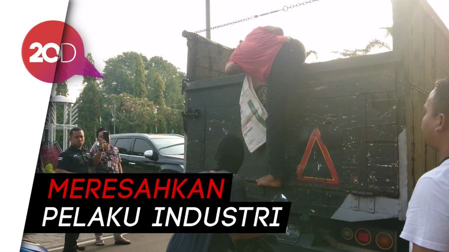 Polisi Tangkap Bajing Loncat Curi Gandum dan Jagung di CIlegon