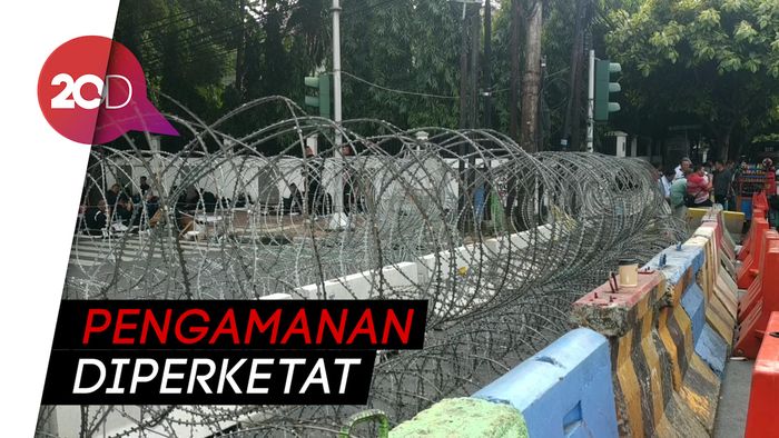 Suasana Pengamanan di KPU Jelang Penetapan Presiden Terpilih