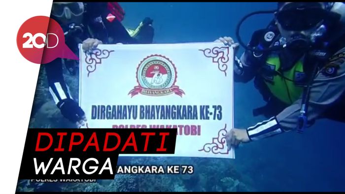 Dari Kedalaman 7,3 M, Polres Wakatobi Ucapkan HUT ke-73 Bhayangkara