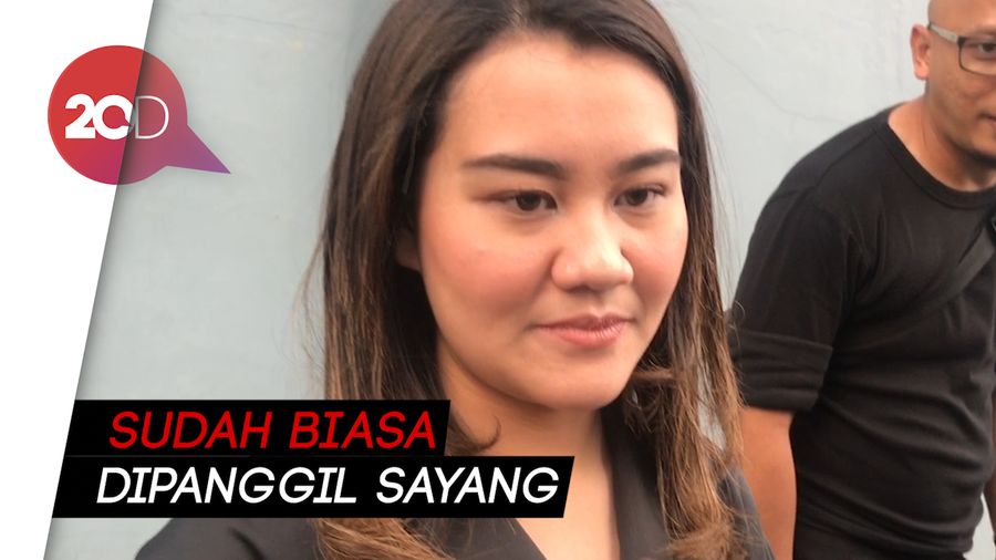 Aaliyah Massaid Beberkan Hubungannya dengan Dul Jaelani