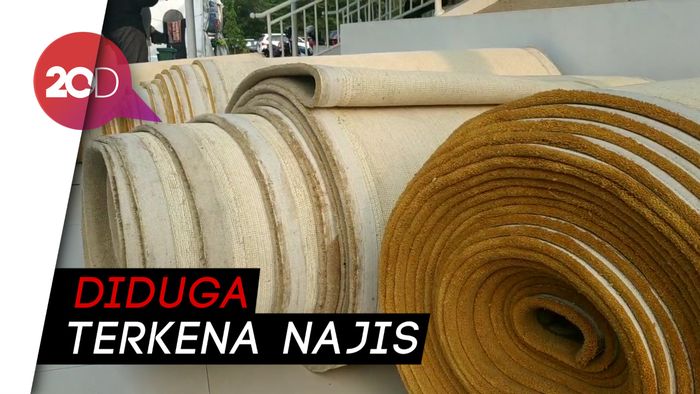 Karpet Masjid di Bogor Diganti Baru Usai Dimasuki Anjing