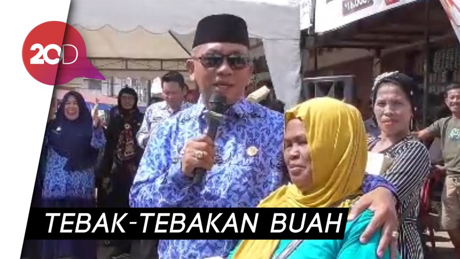 Nggak Cuma Jokowi, Bupati Polman Juga Bikin Kuis Berhadiah Umrah