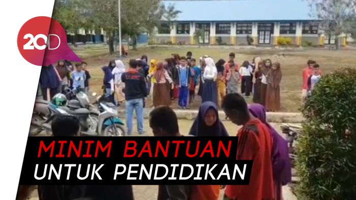 Ribuan Paket Alat Tulis untuk Siswa Korban Banjir Konawe