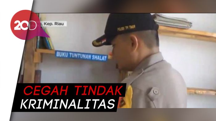 Dengan Motor Dinas, Aipda Abdul Gafur Buka Perpustakaan Keliling 
