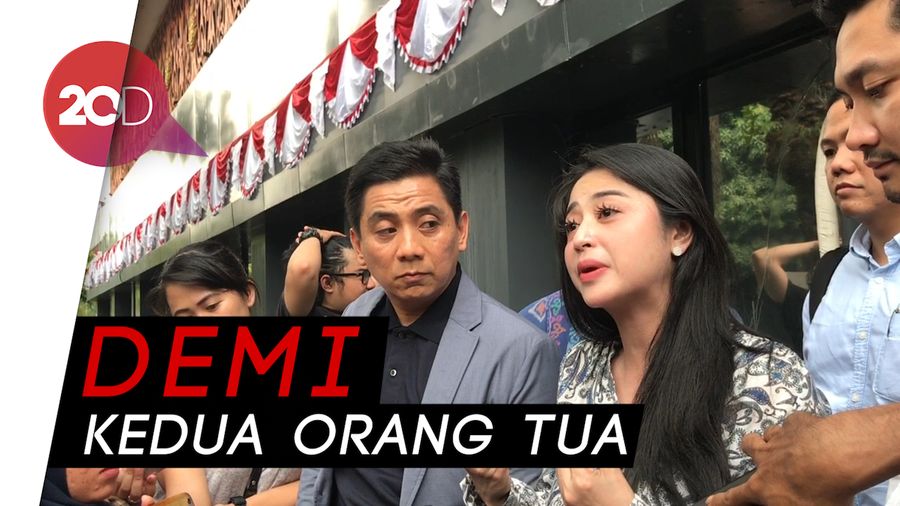 Demi Orang Tua, Dewi Perssik Siap Cabut Laporan untuk Meldi