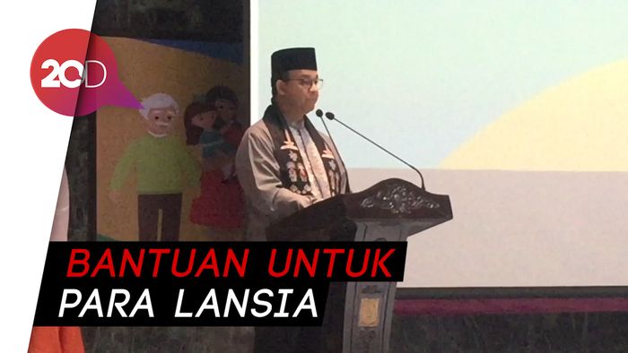 Di Depan Menkes, Anies Pamer Kartu Jakarta Lansia