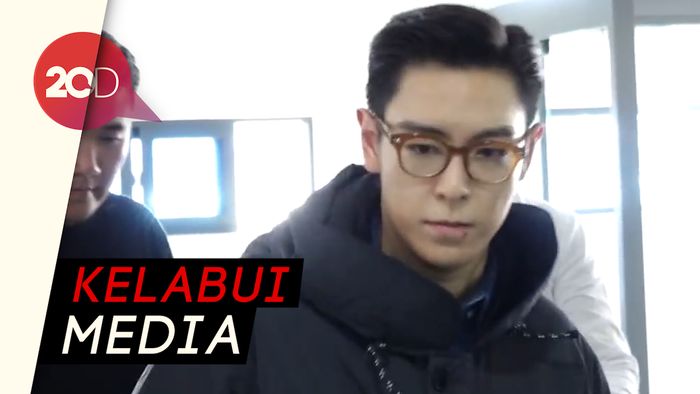 Disambut Fans Usai Wamil, T.O.P BIGBANG Terharu