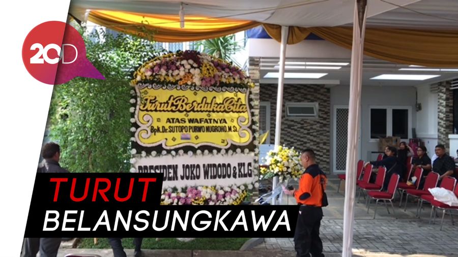 Jokowi-SBY Kirim Karangan Bunga Untuk Sutopo