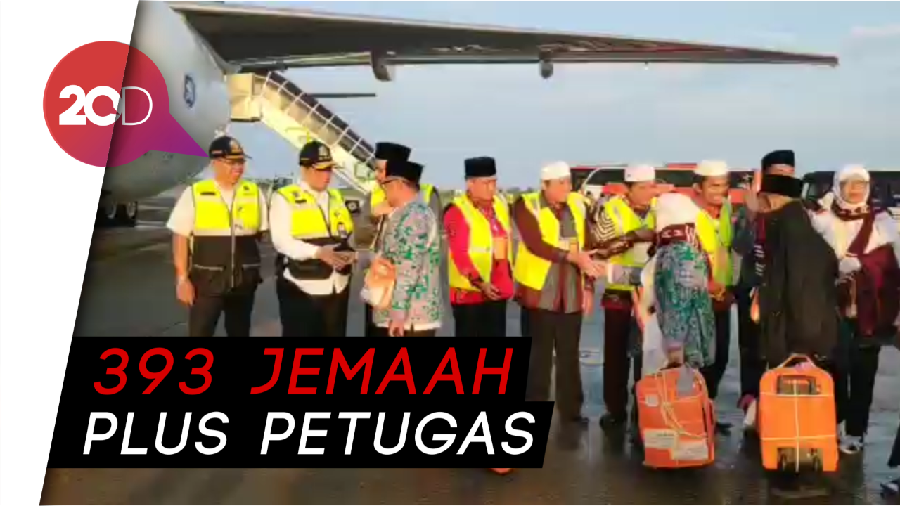 Kloter Pertama Jemaah Calon Haji Diberangkatkan