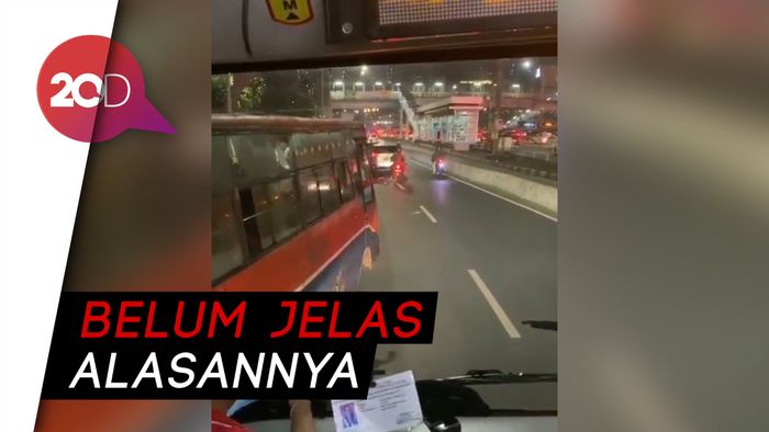 Heboh Video Metromini Hadang TransJakarta 
