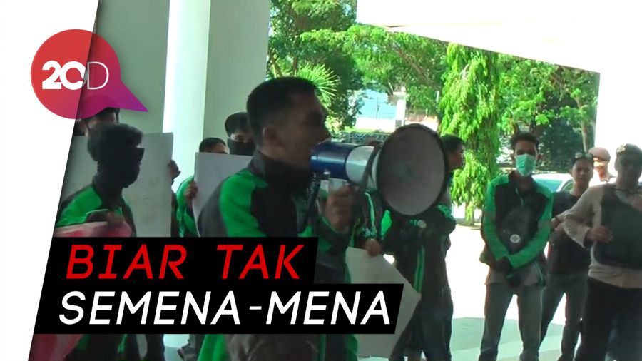Driver Ojol di Mamuju Demo Tuntut Payung Hukum