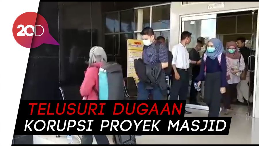 KPK Geledah Kantor Bupati Solok Selatan